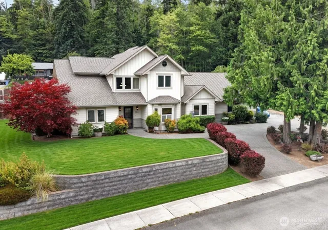 Photo 1 of Single family home for sale at 304 Antonie Ave N, Eatonville, WA 98328 | MLS# NWM2551907 | Listing updated on 2026-09-28