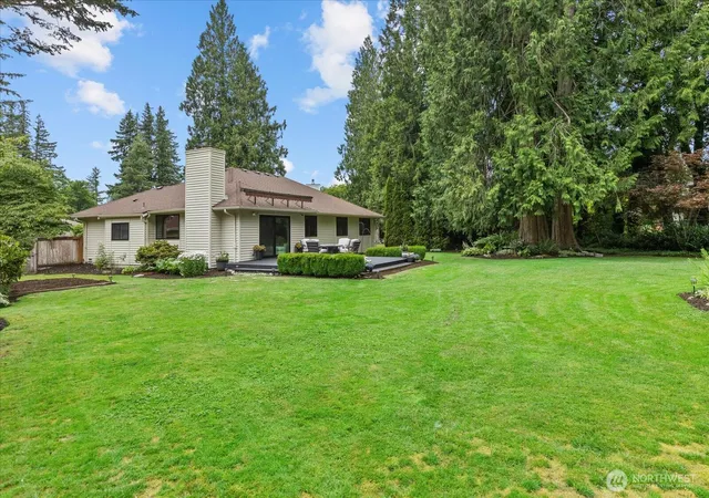 Photo 3 of Sale Pending at 4450 328th Place SE, Fall City, WA 98024 | MLS# NWM2551924 | Listing updated on 2026-09-24