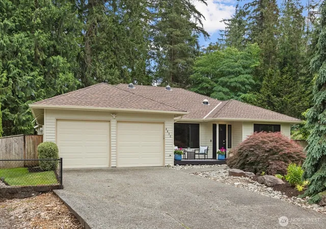 Photo 4 of Sale Pending at 4450 328th Place SE, Fall City, WA 98024 | MLS# NWM2551924 | Listing updated on 2026-09-24