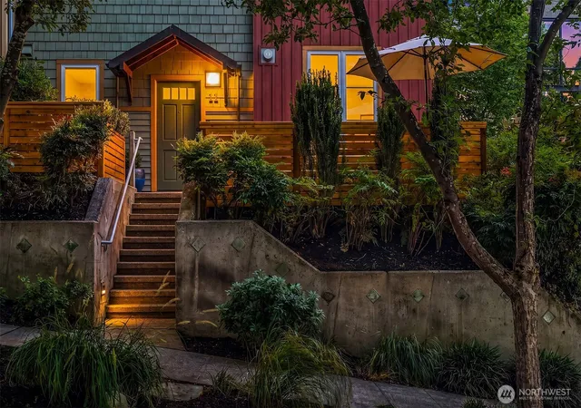 Photo 3 of Sale Pending at 3824 Evanston Ave N #11, Seattle, WA 98103 | MLS# NWM2551952 | Listing updated on 2026-09-25