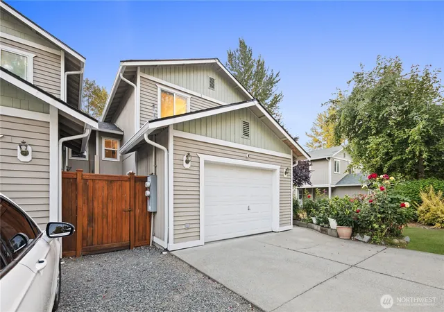Photo 3 of Sale Pending at 1615 112th Street Sw #11, Everett, WA 98204 | MLS# NWM2552008 | Listing updated on 2026-09-25