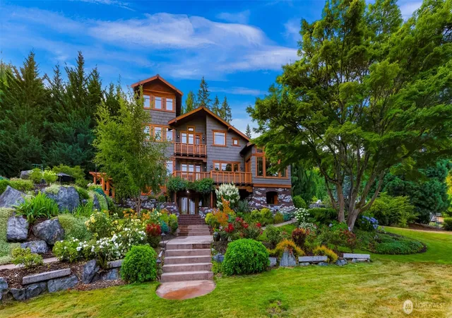 Photo 1 of Single family home for sale at 29935 Ne Tolt Hl Rd, Carnation, WA 98014 | MLS# NWM2552014 | Listing updated on 2026-10-02