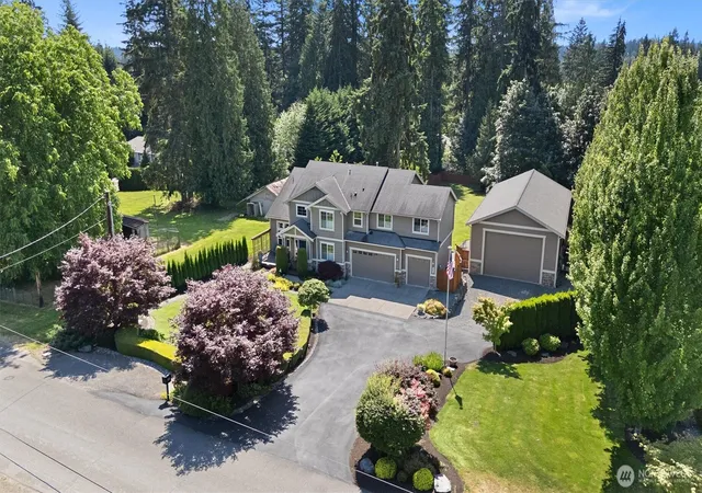 Photo 3 of Single family home for sale at 18018 James St, Snohomish, WA 98296 | MLS# NWM2552062 | Listing updated on 2026-09-25