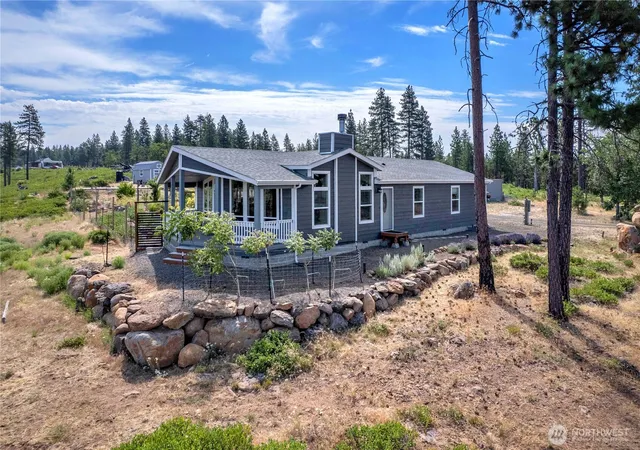 Photo 1 of Manufactured home for sale at 20 Buck Rdg Dr, Goldendale, WA 98620 | MLS# NWM2552075 | Listing updated on 2026-09-22