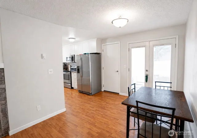 Photo 3 of Single family home for sale at 4288 N Northgate Dr, Oak Harbor, WA 98277 | MLS# NWM2552111 | Listing updated on 2026-09-30
