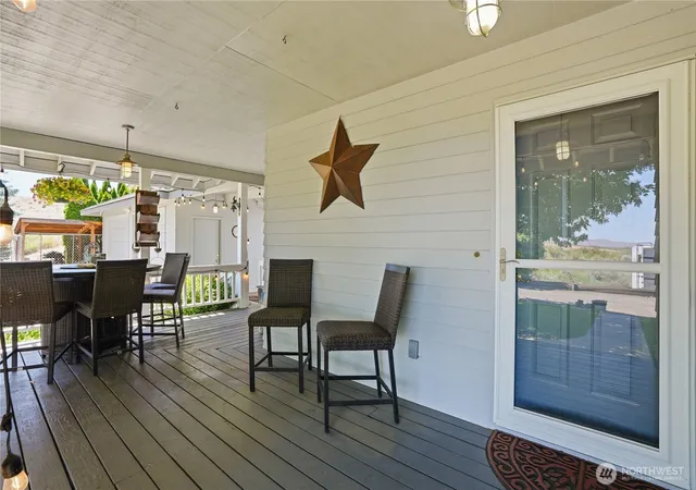 Photo 4 of Single family home for sale at 530 Wakatak Rd, Yakima, WA 98908 | MLS# NWM2552114 | Listing updated on 2026-09-22