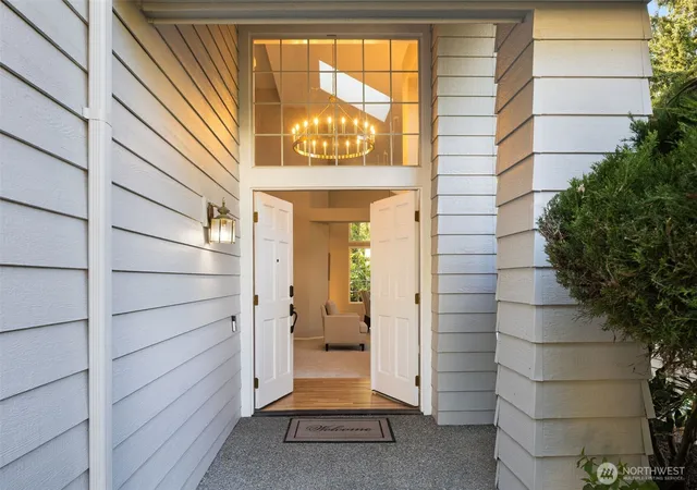 Photo 3 of Single family home for sale at 3541 252nd Place Se, Sammamish, WA 98029 | MLS# NWM2552120 | Listing updated on 2026-09-25