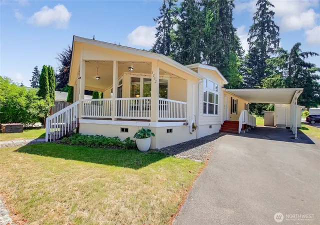 Photo 3 of Manufactured home for sale at 3232 206th Place Se, Bothell, WA 98012 | MLS# NWM2552121 | Listing updated on 2026-09-30
