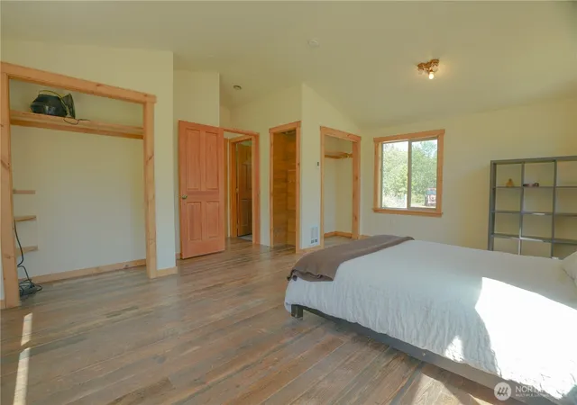 Photo 4 of House for sale at 2904 Wildwood Dr, Quilcene, WA 98376 | MLS# NWM2552129 | Listing updated on 2026-09-30