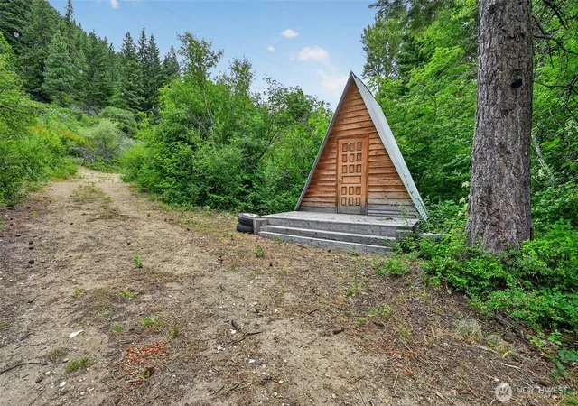 Photo 4 of Land for sale at 0 W Xxx Nason Crk, Leavenworth, WA 98826 | MLS# NWM2552168 | Listing updated on 2026-09-22
