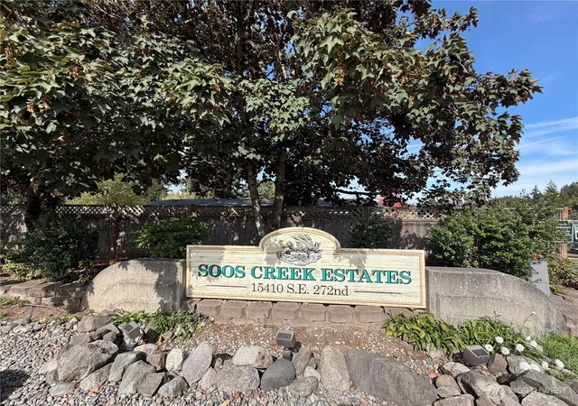 Photo 2 of Manufactured home for sale at 15410 Se 272nd Street #10, Kent, WA 98042 | MLS# NWM2552185 | Listing updated on 2026-10-12