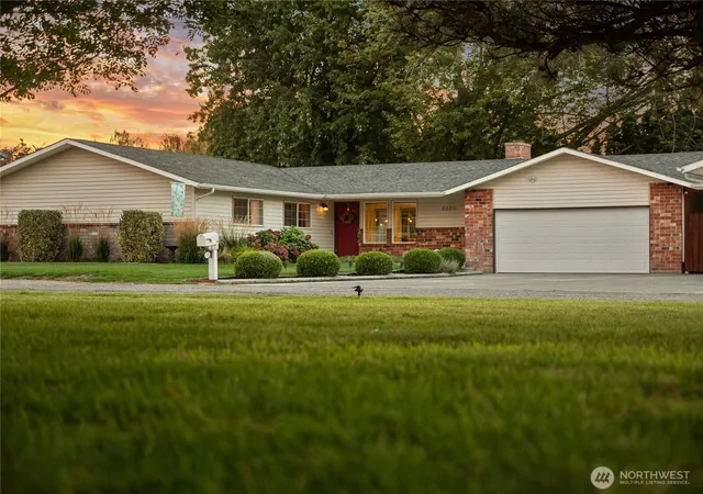 Single family home for sale at 2220 Road 92, Pasco, WA 99301 | MLS# NWM2552211