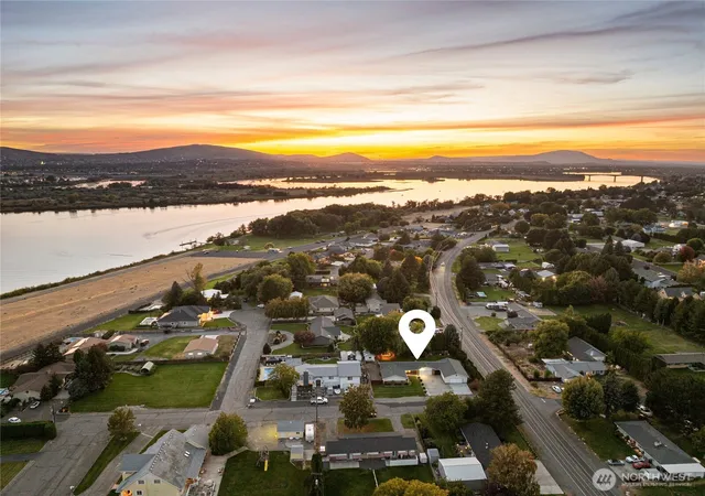 Photo 3 of Single family home for sale at 2220 Road 92, Pasco, WA 99301 | MLS# NWM2552211 | Listing updated on 2026-09-29