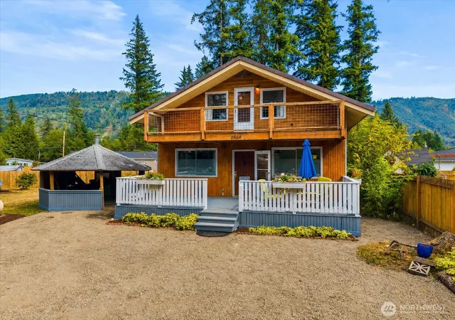 Single family home for sale at 8664 Valley Ct, Maple Falls, WA 98266 | MLS# NWM2552226
