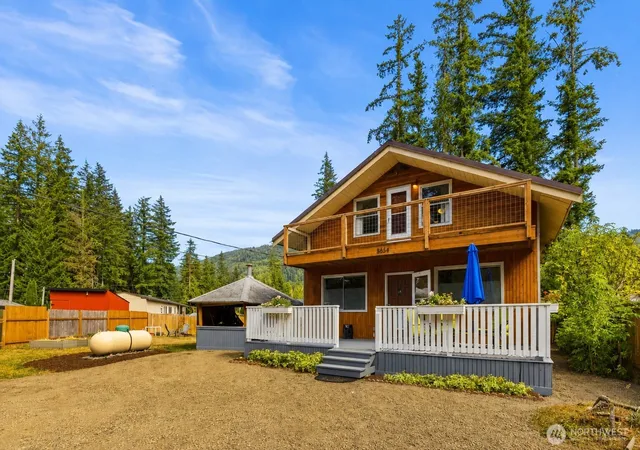 Photo 3 of Single family home for sale at 8664 Valley Ct, Maple Falls, WA 98266 | MLS# NWM2552226 | Listing updated on 2026-09-22
