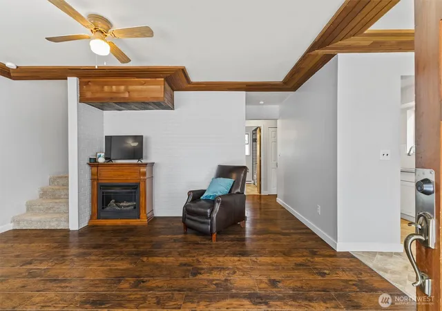 Photo 4 of Single family home for sale at 8664 Valley Ct, Maple Falls, WA 98266 | MLS# NWM2552226 | Listing updated on 2026-09-22