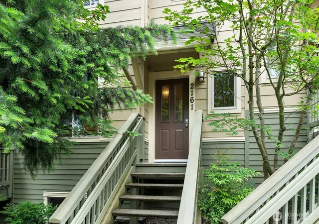 Photo 2 of Sale Pending at 2161 Nw Boulder Way Dr, Issaquah, WA 98027 | MLS# NWM2552239 | Listing updated on 2026-08-08