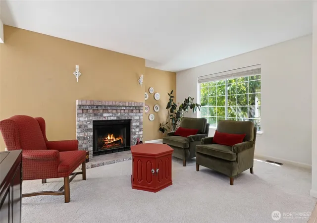 Photo 3 of Single family home for sale at 2114 Camas Ave NE, Renton, WA 98056 | MLS# NWM2552258 | Listing updated on 2026-09-23