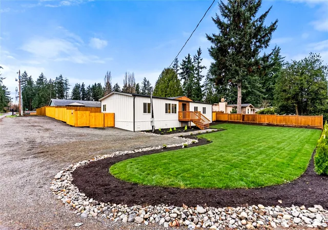 Photo 2 of Manufactured home for sale at 35851 12th Avenue Sw, Federal Way, WA 98023 | MLS# NWM2552287 | Listing updated on 2026-09-22