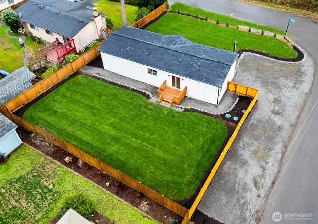 Photo 4 of Manufactured home for sale at 35851 12th Avenue SW, Federal Way, WA 98023 | MLS# NWM2552287 | Listing updated on 2026-09-22