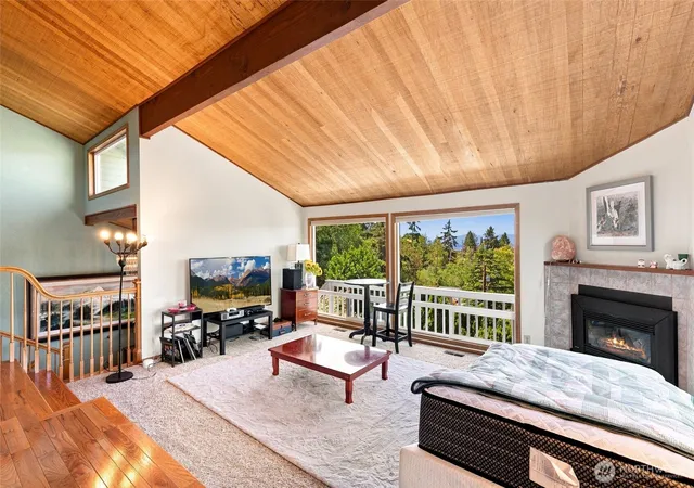 Photo 2 of Single family home for sale at 10129 63rd Place W, Mukilteo, WA 98275 | MLS# NWM2552333 | Listing updated on 2026-09-22