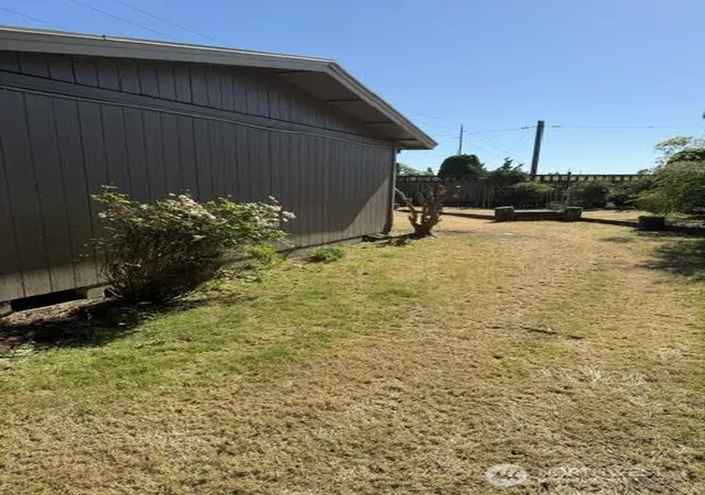 Photo 3 of Sale Pending at 5702 N 14th Street, Tacoma, WA 98406 | MLS# NWM2552356 | Listing updated on 2026-09-25