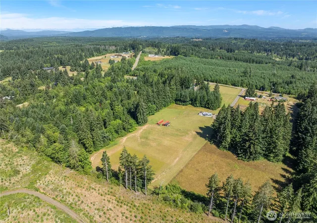 Photo 3 of Sale Pending at 10017 Prather Rd SW, Centralia, WA 98531 | MLS# NWM2552378 | Listing updated on 2026-09-25