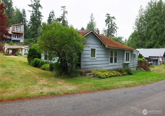 Photo 3 of Single family home for sale at 81 Hunt Rd, Port Hadlock, WA 98339 | MLS# NWM2552380 | Listing updated on 2026-09-22