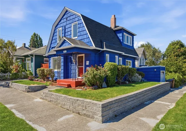 Photo 2 of Sale Pending at 701 N M St, Tacoma, WA 98403 | MLS# NWM2552408 | Listing updated on 2026-09-30