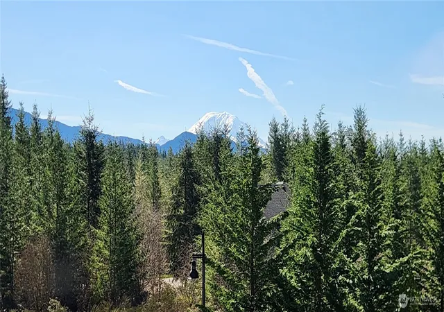 Photo 2 of Sale Pending at 31538 Se 278th Place, Ravensdale, WA 98051 | MLS# NWM2552409 | Listing updated on 2026-09-25