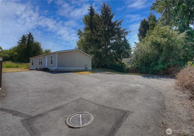 Photo 2 of Sale Pending at 1402 103rd Street E, Tacoma, WA 98445 | MLS# NWM2552410 | Listing updated on 2026-09-07