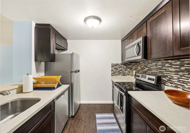 Photo 2 of Condo for sale at 4601 Sw 320th Street #R2, Federal Way, WA 98023 | MLS# NWM2552450 | Listing updated on 2026-10-05