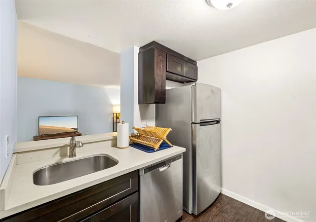 Photo 3 of Condo for sale at 4601 Sw 320th Street #R2, Federal Way, WA 98023 | MLS# NWM2552450 | Listing updated on 2026-10-05