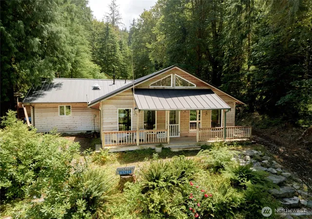 Photo 1 of Single family home for sale at 63292 W Ross Pl, Marblemount, WA 98267 | MLS# NWM2552467 | Listing updated on 2026-09-22