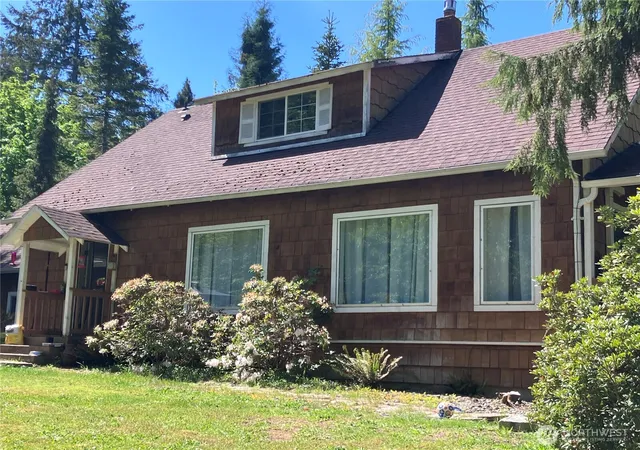Photo 2 of Single family home for sale at 4293 E Pickering Rd, Shelton, WA 98584 | MLS# NWM2552474 | Listing updated on 2026-09-22