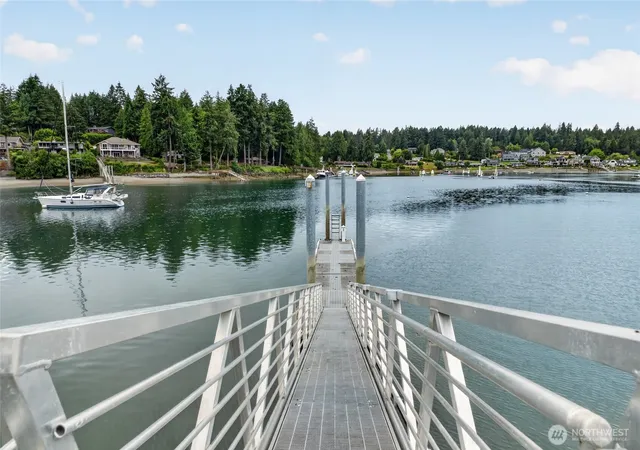 Photo 1 of Sale Pending at 3510 E Bay Dr Nw, Gig Harbor, WA 98335 | MLS# NWM2552486 | Listing updated on 2026-09-25