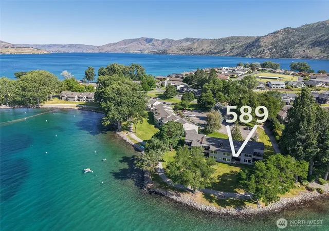 Photo 3 of Single family home for sale at 1 Beach 589 C, Chelan, WA 98816 | MLS# NWM2552490 | Listing updated on 2026-09-22