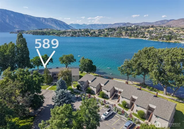 Photo 3 of House for sale at 1 Beach 589 C, Chelan, WA 98816 | MLS# NWM2552490 | Listing updated on 2026-09-22