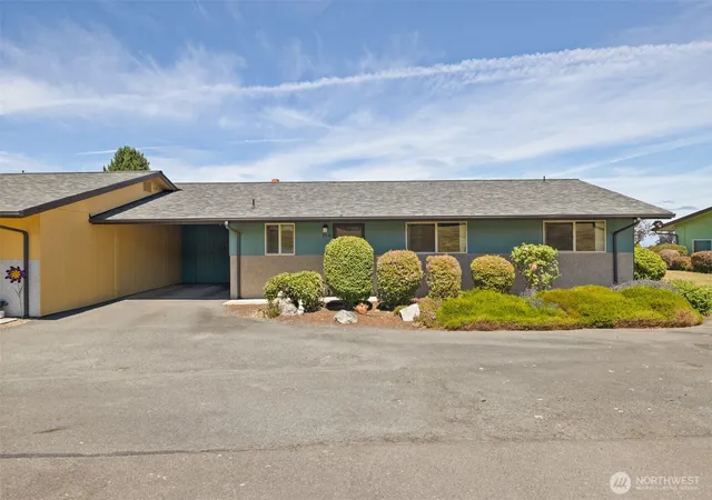 Photo 2 of Condo for sale at 1301 S 3rd Avenue #15A, Sequim, WA 98382 | MLS# NWM2552501 | Listing updated on 2026-09-29