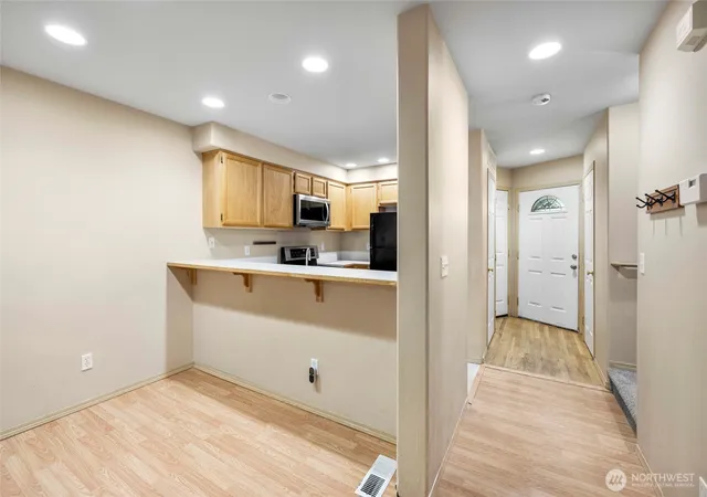 Photo 3 of Sale Pending at 318 N 23rd Street, Mount Vernon, WA 98273 | MLS# NWM2552539 | Listing updated on 2026-09-30