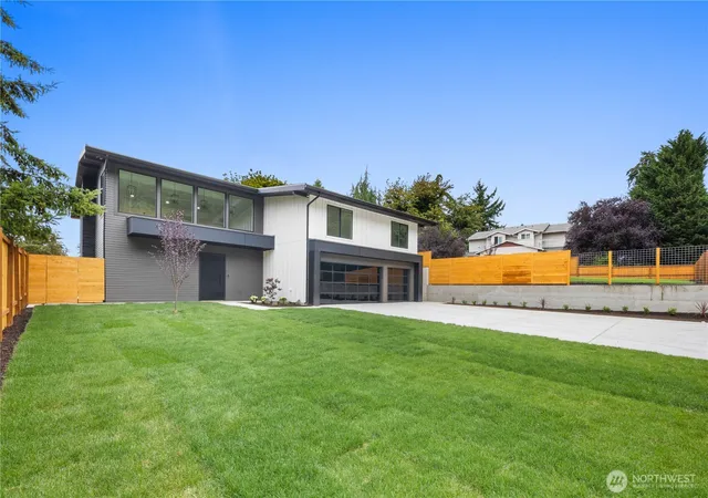 Photo 3 of Single family home for sale at 197 Milton Way, Milton, WA 98354 | MLS# NWM2552547 | Listing updated on 2026-10-01