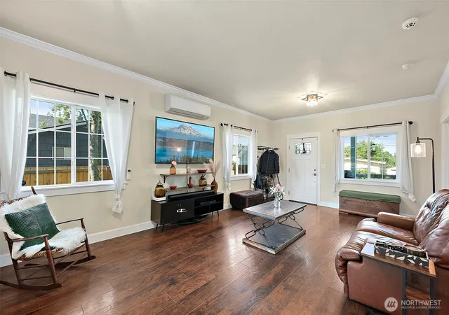 Photo 4 of Single family home for sale at 6829 S Thompson Ave, Tacoma, WA 98408 | MLS# NWM2552575 | Listing updated on 2026-09-25