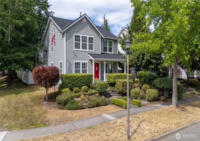 Photo 2 of Single family home for sale at 2292 Palisade Blvd, Dupont, WA 98327 | MLS# NWM2552606 | Listing updated on 2026-09-24