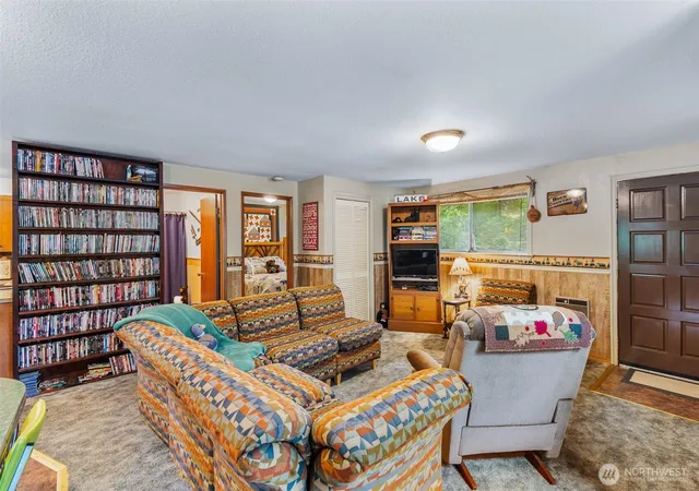 Photo 3 of Single family home for sale at 870 N Colony Surf Dr, Lilliwaup, WA 98555 | MLS# NWM2552622 | Listing updated on 2026-09-22