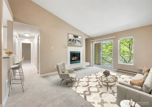 Photo 4 of Sale Pending at 12303 Harbour Pointe Blvd #EE305, Mukilteo, WA 98275 | MLS# NWM2552633 | Listing updated on 2026-09-29
