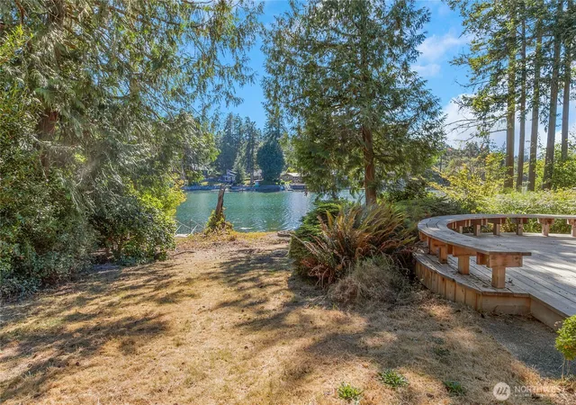 Photo 3 of Single family home for sale at 4320 Shore Dr NW, Gig Harbor, WA 98335 | MLS# NWM2552651 | Listing updated on 2026-09-29