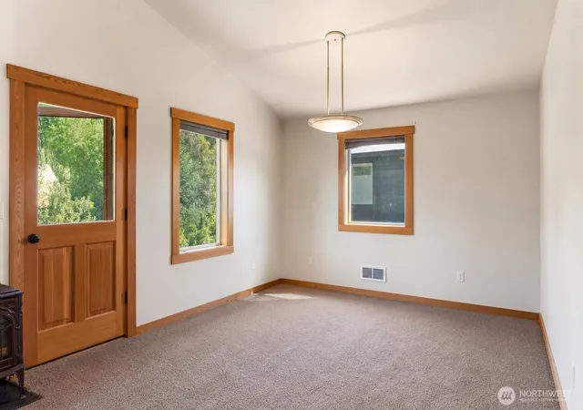 Photo 3 of Single family home for sale at 308 Washington St, Winthrop, WA 98862 | MLS# NWM2552658 | Listing updated on 2026-09-22