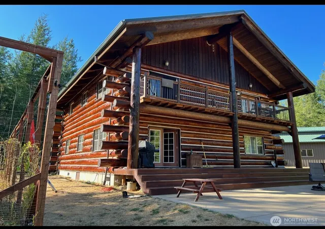 Photo 4 of Single family home for sale at 40 E Seahawks Way, Belfair, WA 98528 | MLS# NWM2552660 | Listing updated on 2026-09-26