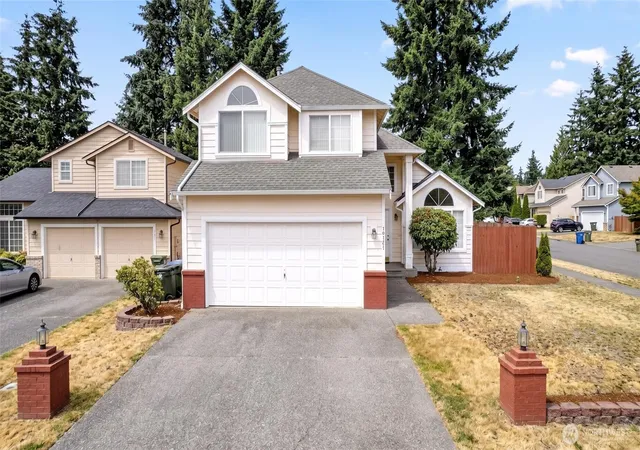 Photo 2 of Single family home for sale at 10124 Se 242nd Place, Kent, WA 98030 | MLS# NWM2552665 | Listing updated on 2026-09-22