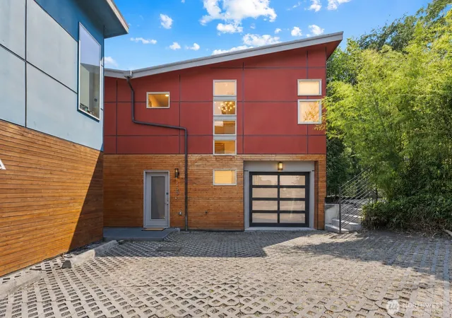 Photo 1 of Single family home for sale at 1536 Sturgus Ave S, Seattle, WA 98144 | MLS# NWM2552667 | Listing updated on 2026-10-01